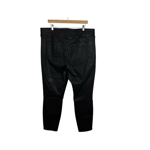 Good American Good Legs Coated Slim Straight Jeans in Black Size 20W - Picture 5 of 6